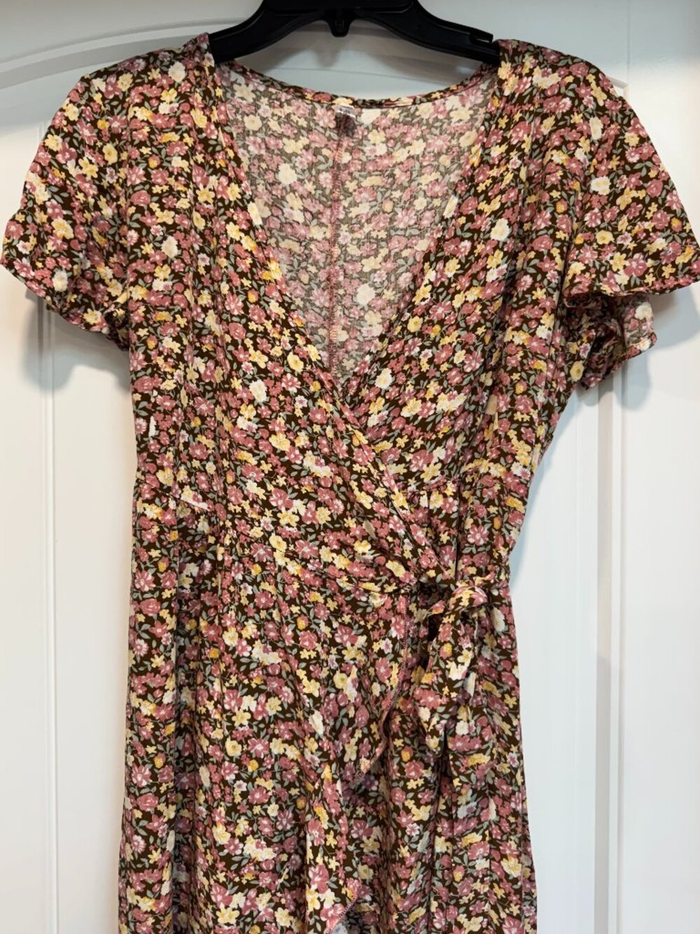 Nagoo Women's Floral Wrap Midi Dress with Flutter Sleeves Small CottageCore West